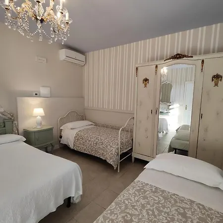 Garda Relais Antica Romelia Oda ve Kahvaltı Montichiari