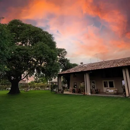 Relais Antica Romelia Bed & Breakfast *