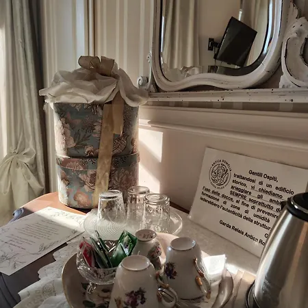 住宿加早餐酒店 Garda Relais Antica Romelia *