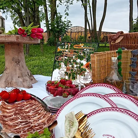 Relais Antica Romelia Bed & Breakfast *
