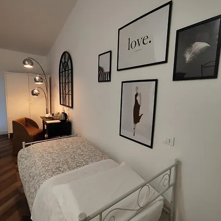 Garda Relais Antica Romelia 住宿加早餐酒店 *